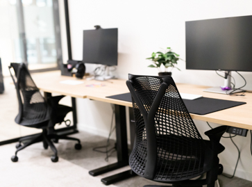 Moderner Büroplatz bei Scaling Spaces